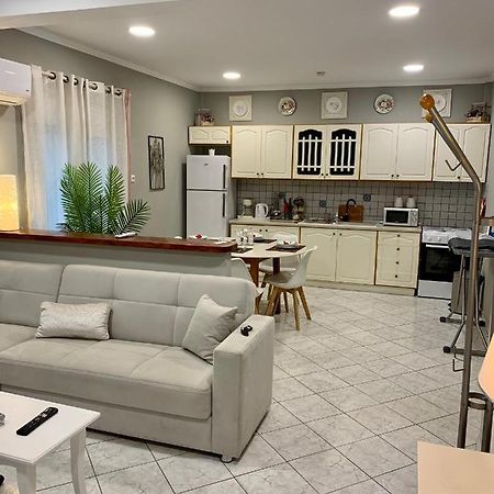 Diamond Apartment Liménas Eksteriør bilde